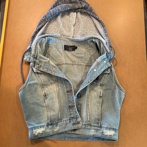 Ci Sono Cropped Hooded Jean Vest